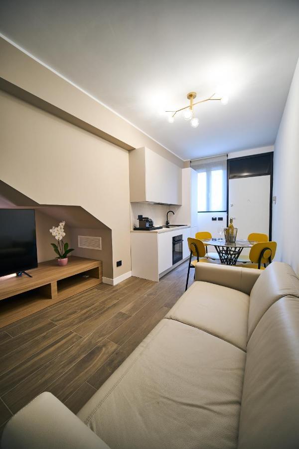 Luxury & Central Apartment Milan Exterior photo